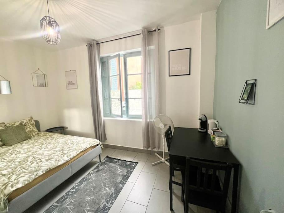 Studio Rdc, Le Refuge Urbain Villeurbanne Extérieur photo